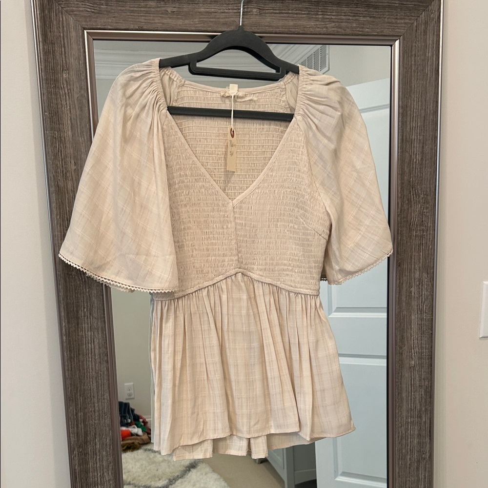 Chic Beige Women's Blouse